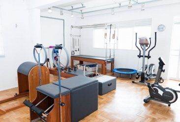 Checklist prático de Pilates para alívio de dor Checklist prático de Pilates para alívio de dor